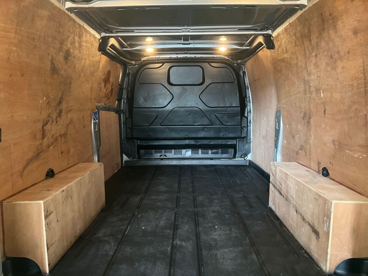 Used Ford Transit Custom 2017 for sale - 77783806: Photo 4