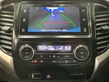 Used Mitsubishi L200 2018 for sale - 79552940: Photo