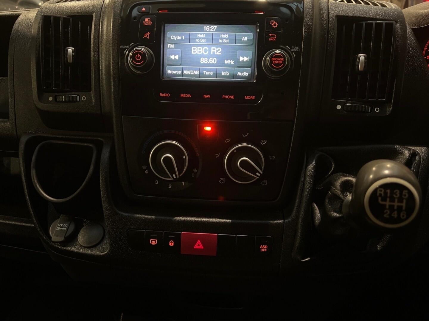 Used Peugeot Boxer 2018 for sale - 77400849: Photo 28