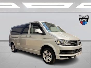 Used Volkswagen Transporter Shuttle 2017 for sale - 76422491: Photo