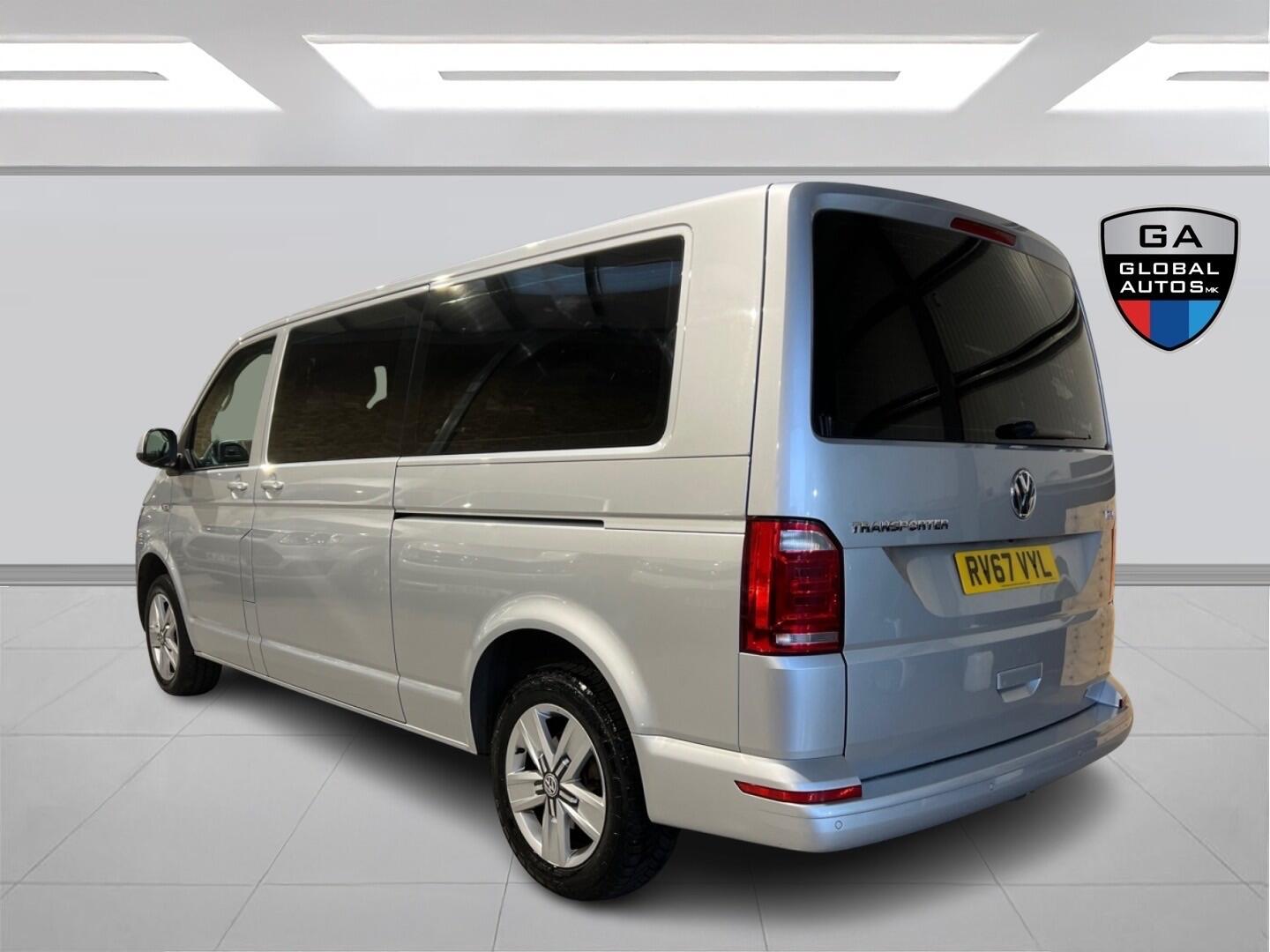 Used Volkswagen Transporter Shuttle 2017 for sale - 76422491: Photo 2