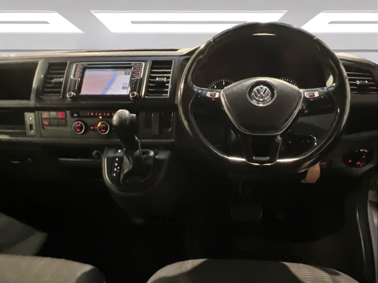 Used Volkswagen Transporter Shuttle 2017 for sale - 76422491: Photo 20