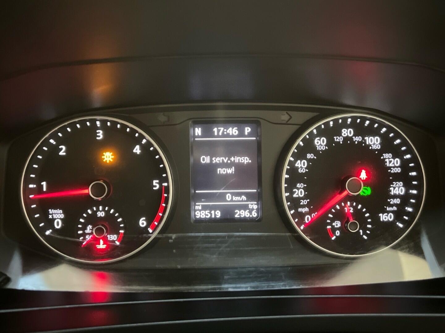 Used Volkswagen Transporter Shuttle 2017 for sale - 76422491: Photo 24