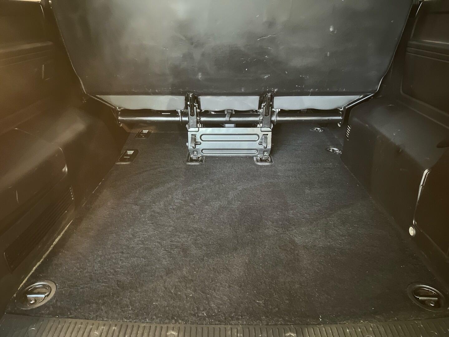 Used Volkswagen Transporter Shuttle 2017 for sale - 76422491: Photo 27