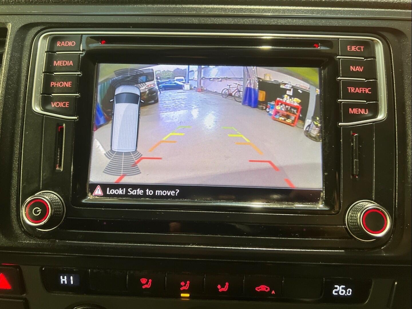 Used Volkswagen Transporter Shuttle 2017 for sale - 76422491: Photo 5