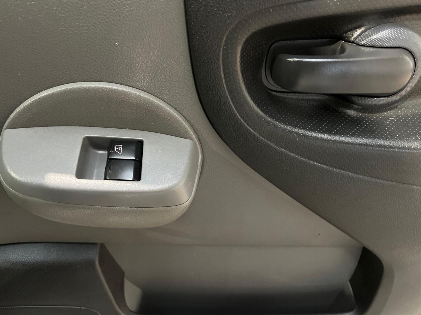 Used Nissan NV200 2014 for sale - 76742724: Photo 26