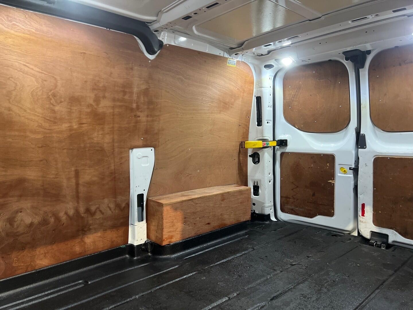 Used Ford Transit Custom 2018 for sale - 77537377: Photo 17