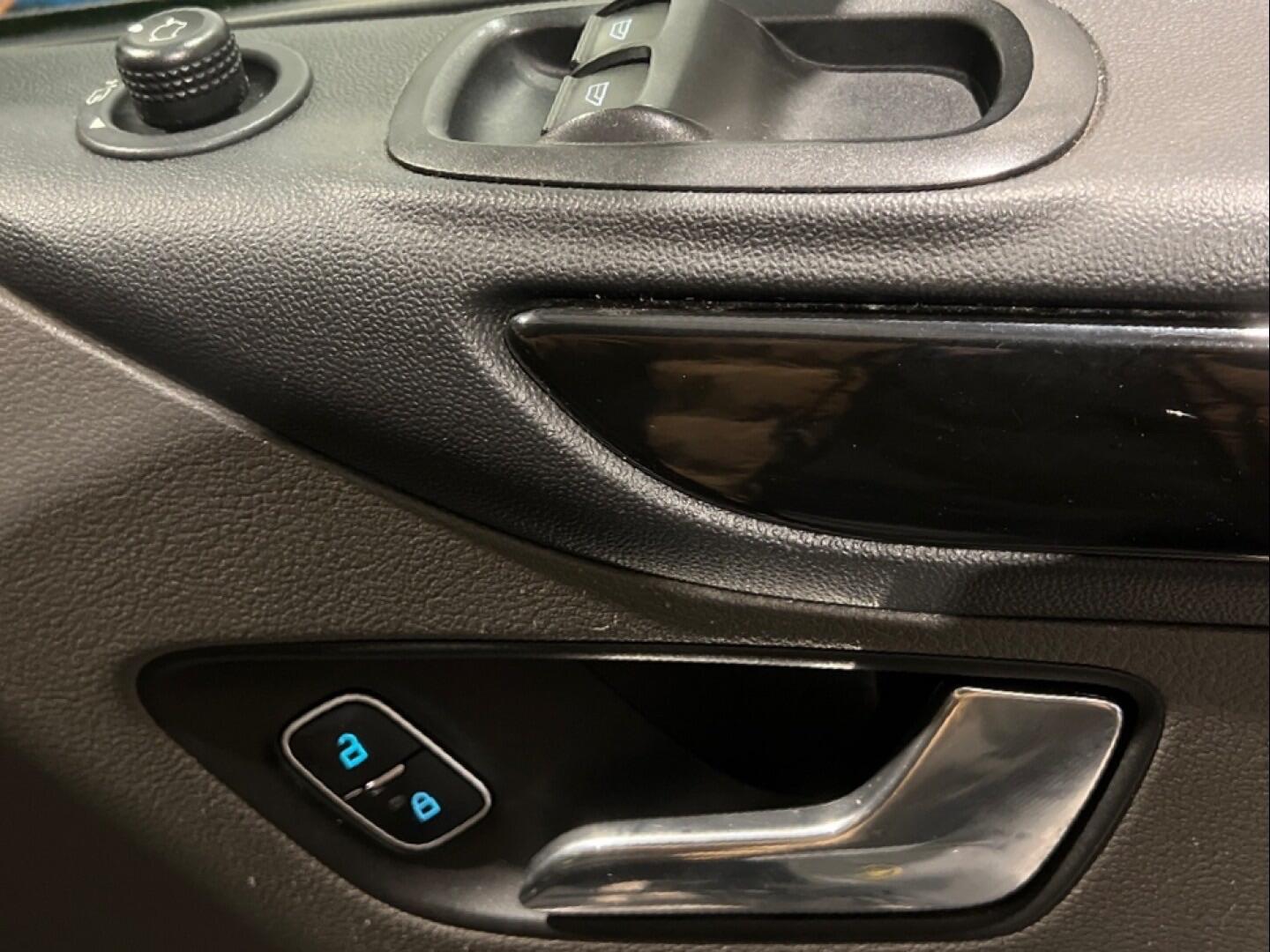 Used Ford Transit Custom 2018 for sale - 77537377: Photo 26