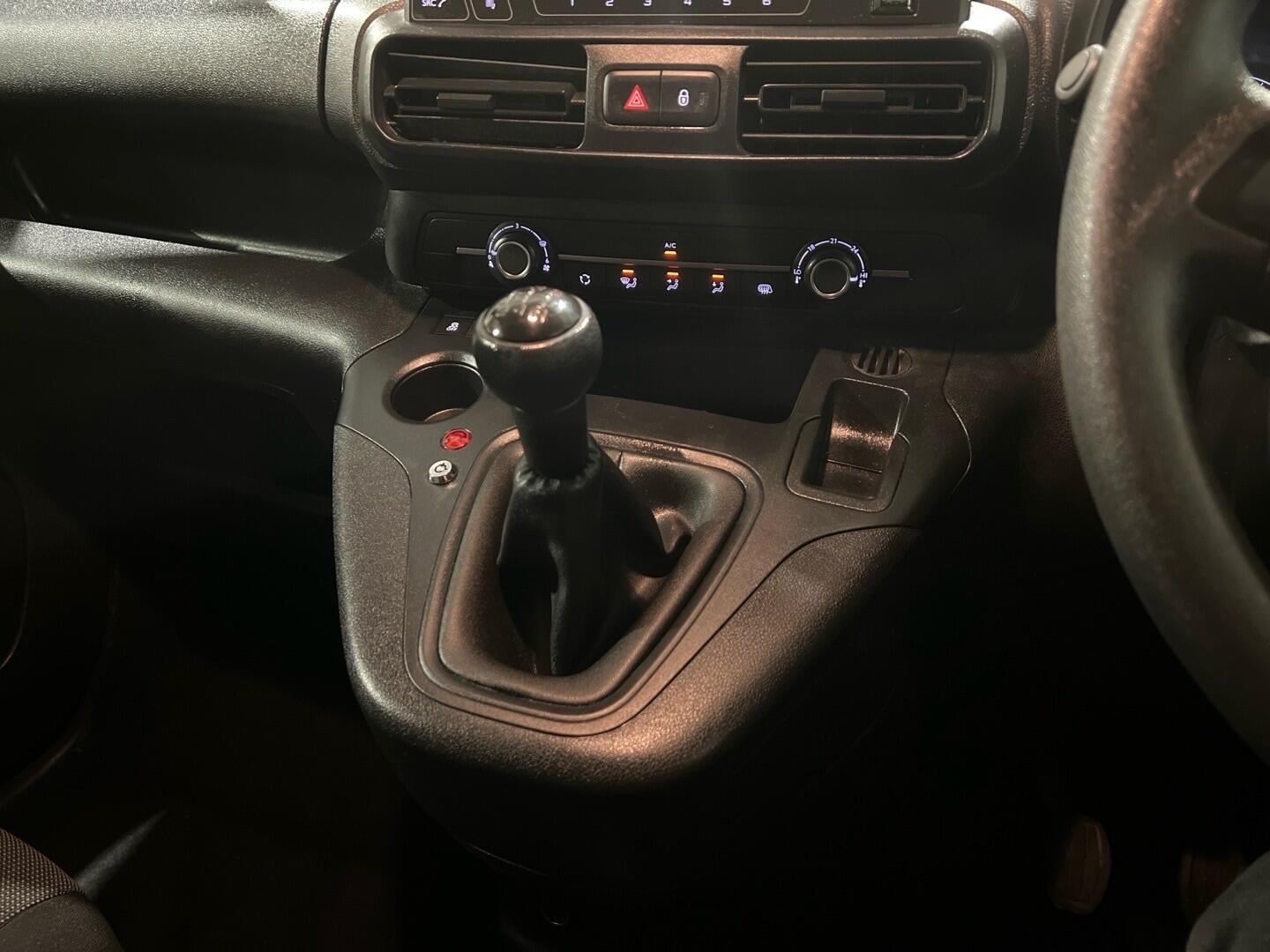 Used Vauxhall Combo 2019 for sale - 77163131: Photo 22