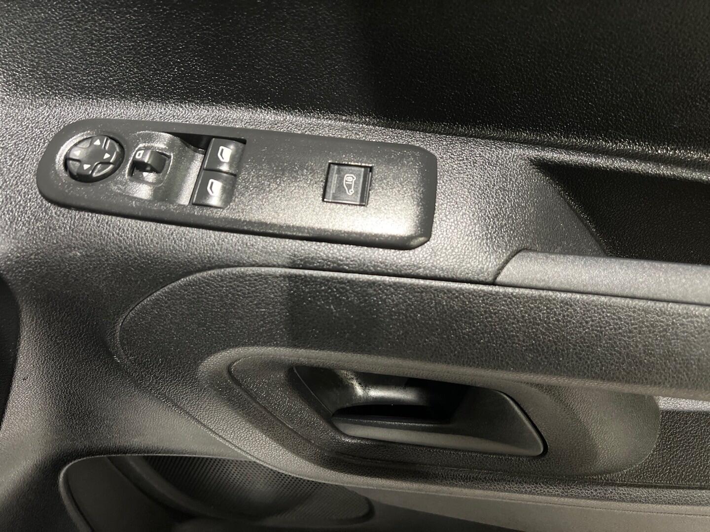 Used Vauxhall Combo 2019 for sale - 77163131: Photo 23