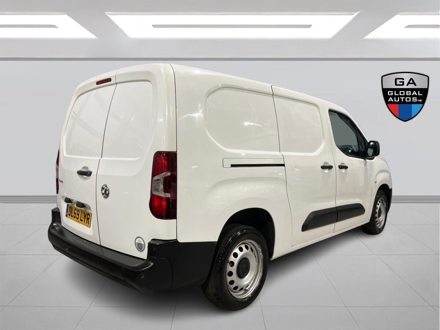 Used Vauxhall Combo 2019 for sale - 77163131: Photo 6