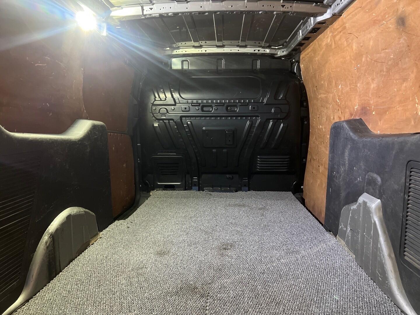 Used Ford Transit Connect 2018 for sale - 76926057: Photo 17