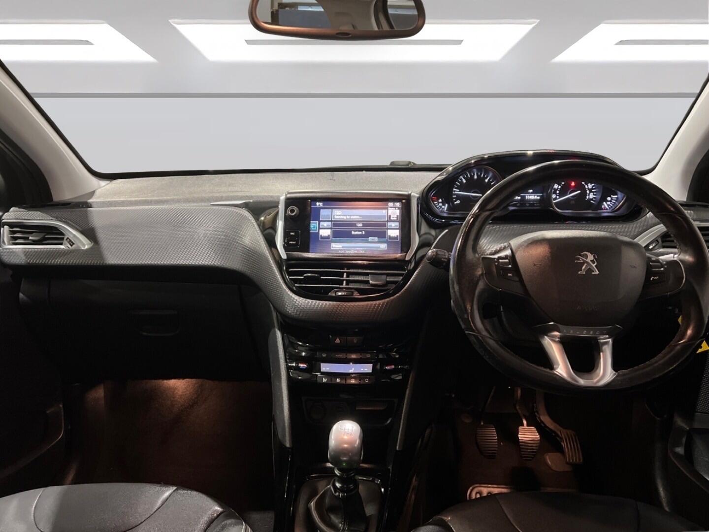 Used Peugeot 2008 2016 for sale - 76380670: Photo 3