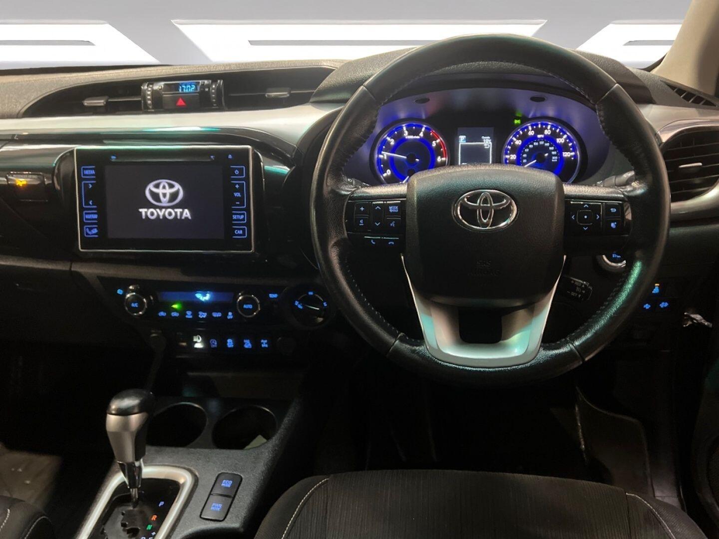 Used Toyota Hilux for sale - 78214389: Photo 5