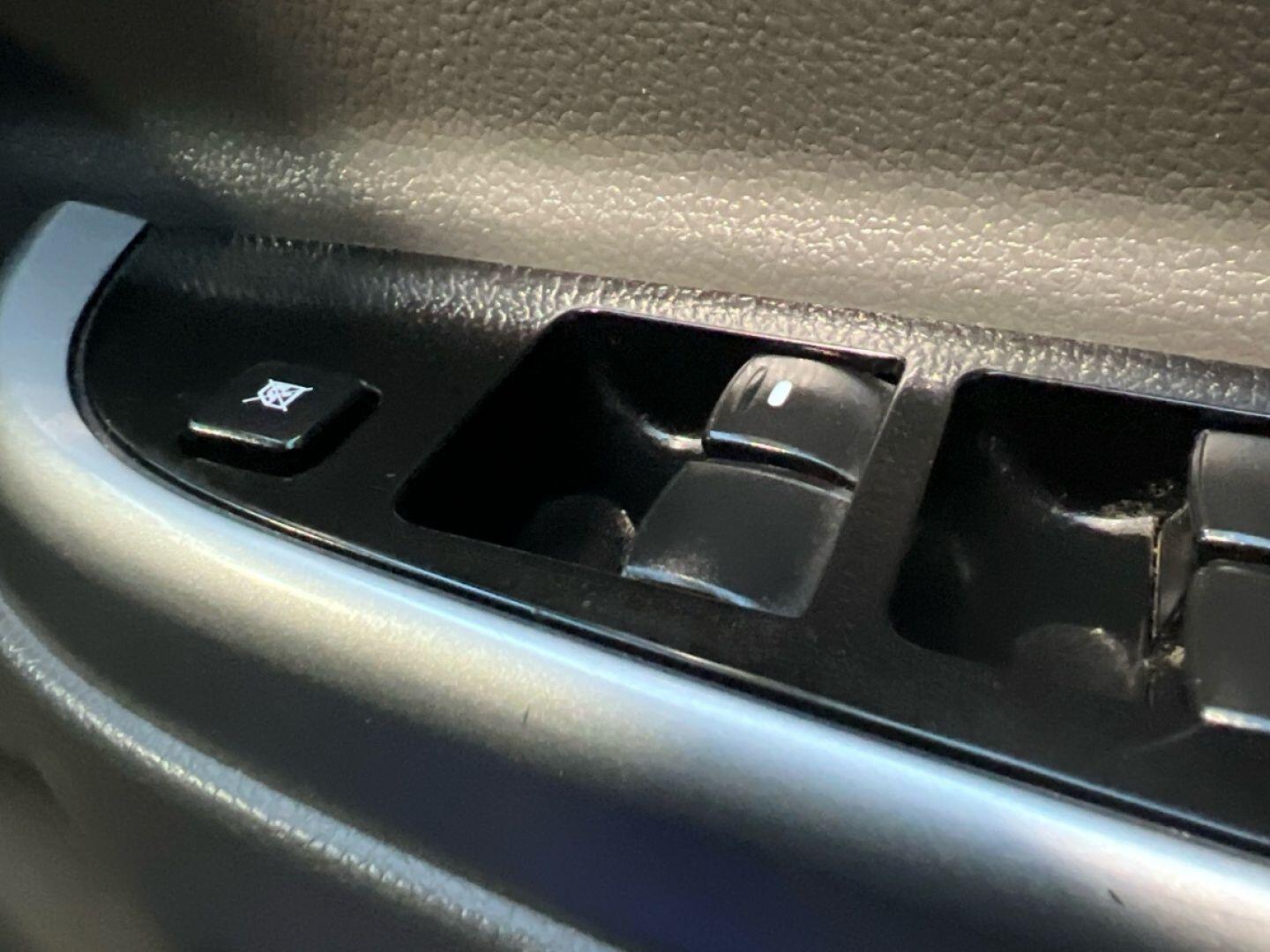 Used Mitsubishi L200 for sale - 77892819: Photo 25