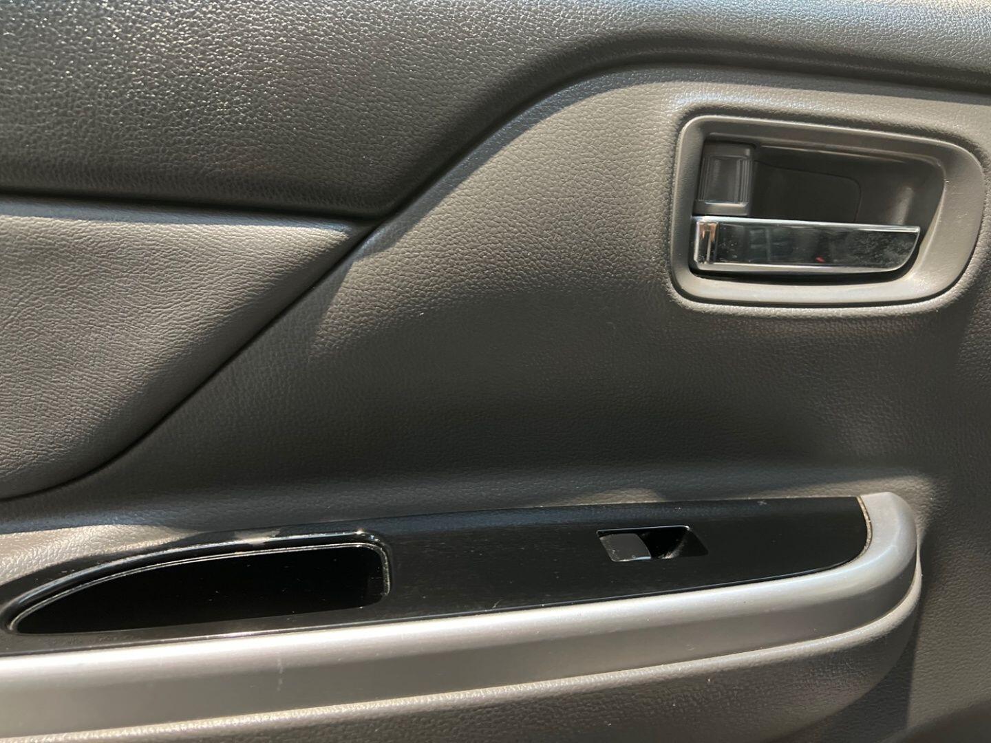 Used Mitsubishi L200 for sale - 77892819: Photo 28