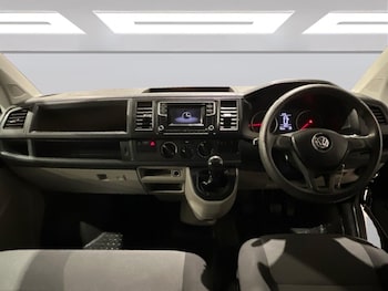 Used Volkswagen Transporter 2019 for sale - 76485572: Photo