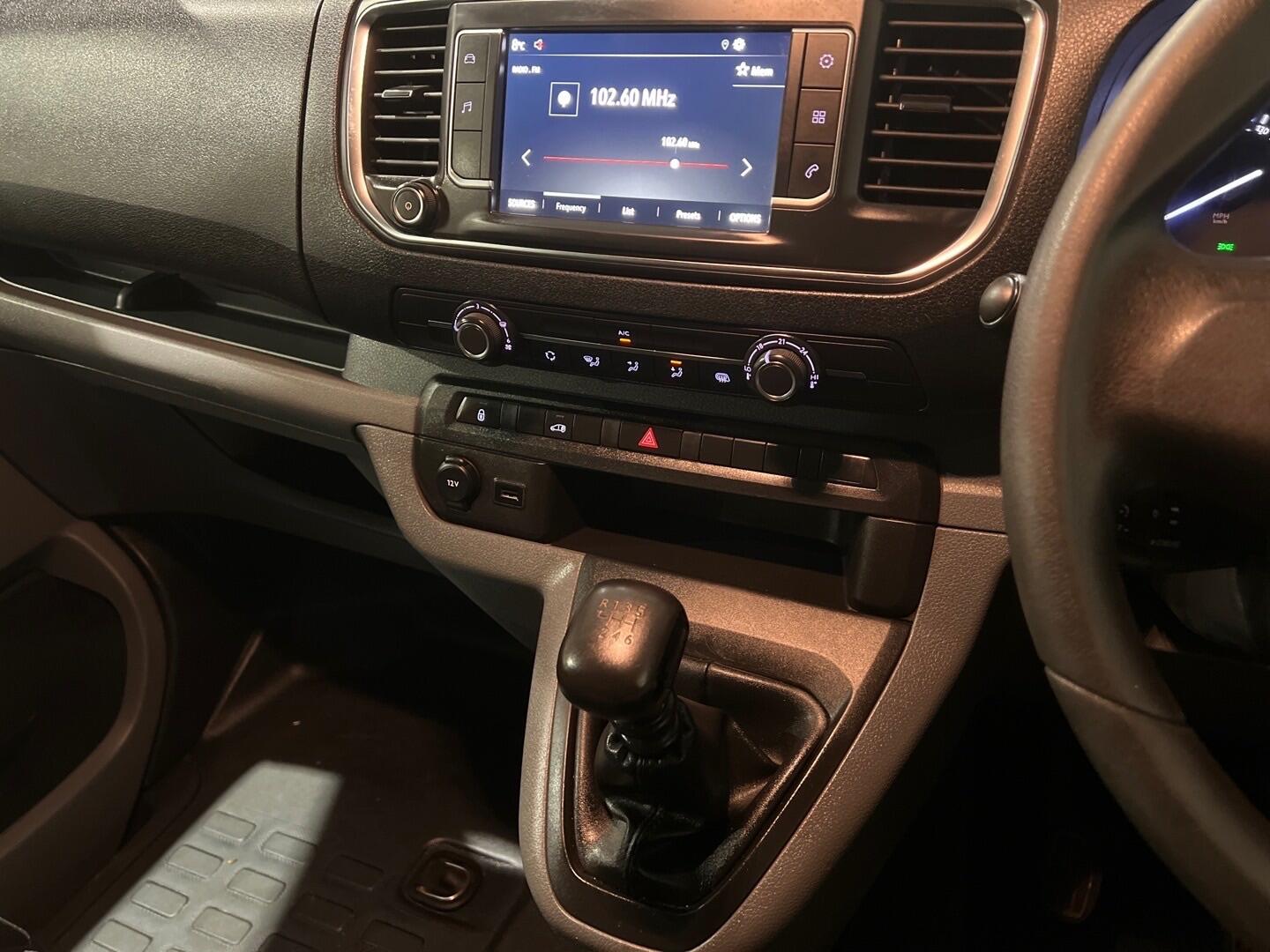 Used Vauxhall Vivaro 2019 for sale - 77060475: Photo 23