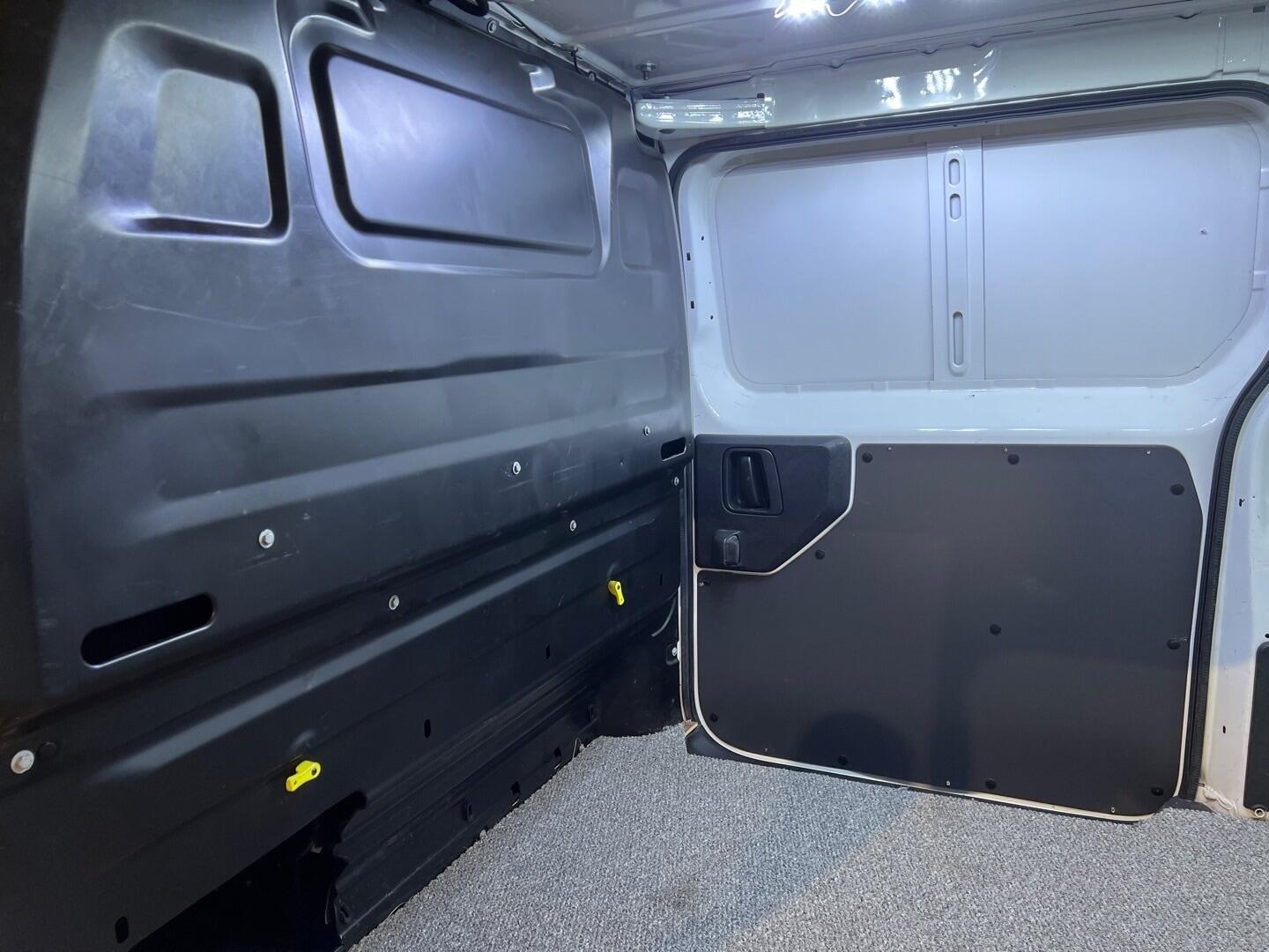 Used Vauxhall Vivaro 2019 for sale - 77060475: Photo 25