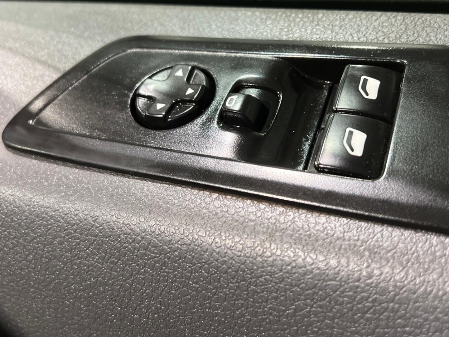 Used Vauxhall Vivaro 2019 for sale - 77060475: Photo 27