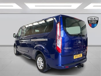 Used Ford Tourneo Custom 2015 for sale - 79324638: Photo