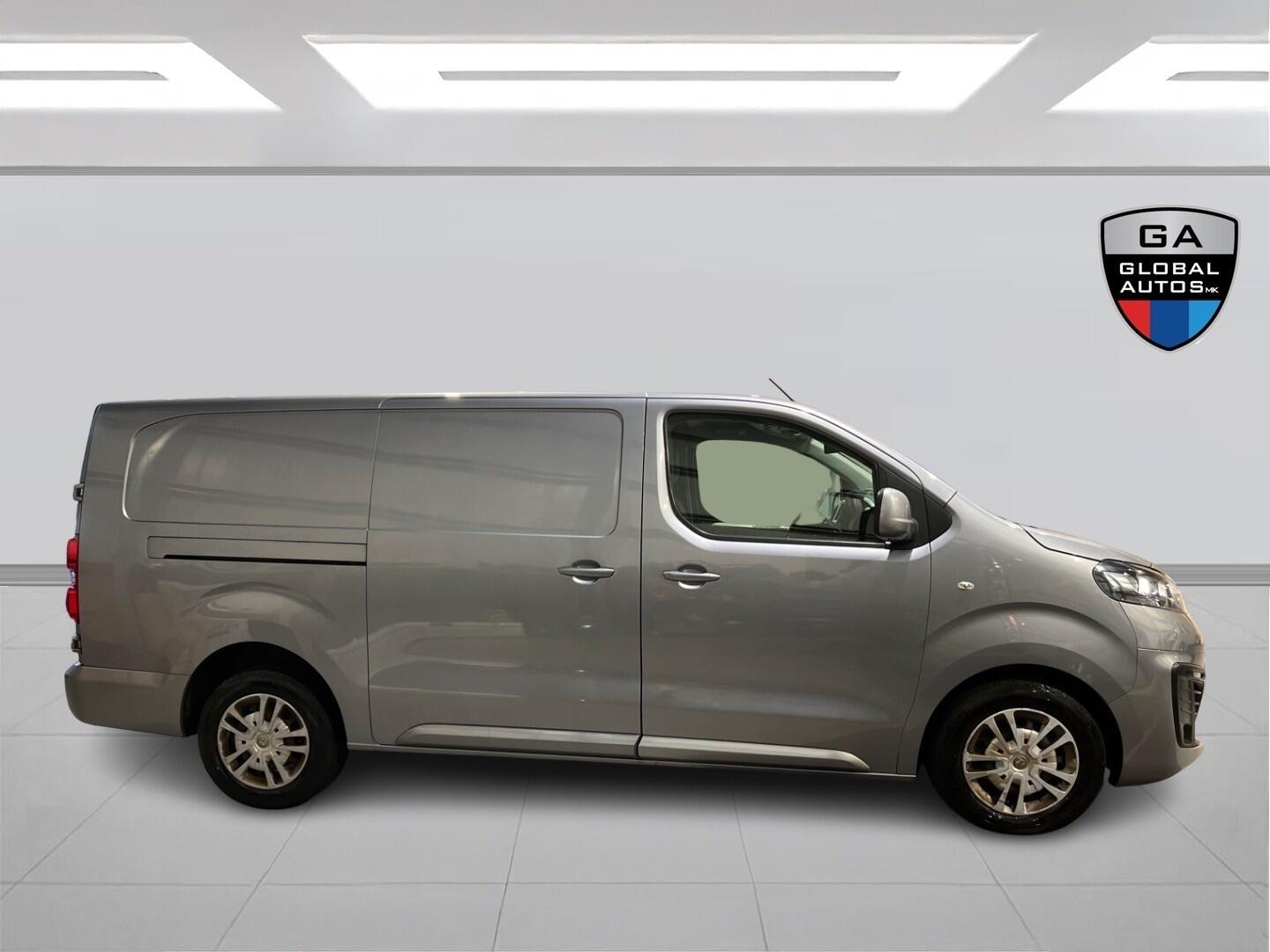 Used Vauxhall Vivaro 2019 for sale - 77163220: Photo 10