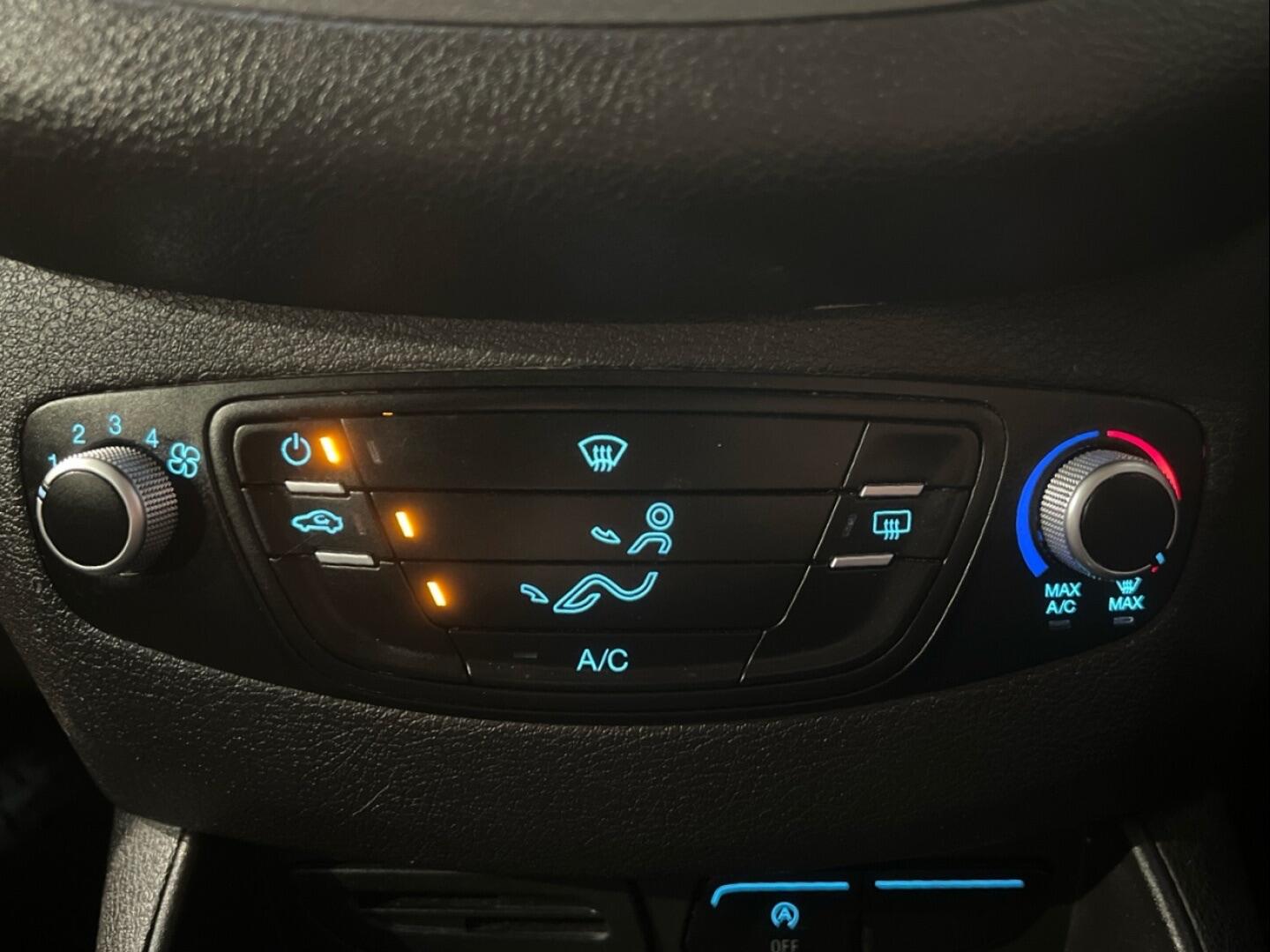 Used Ford Transit Courier 2018 for sale - 76572888: Photo 12