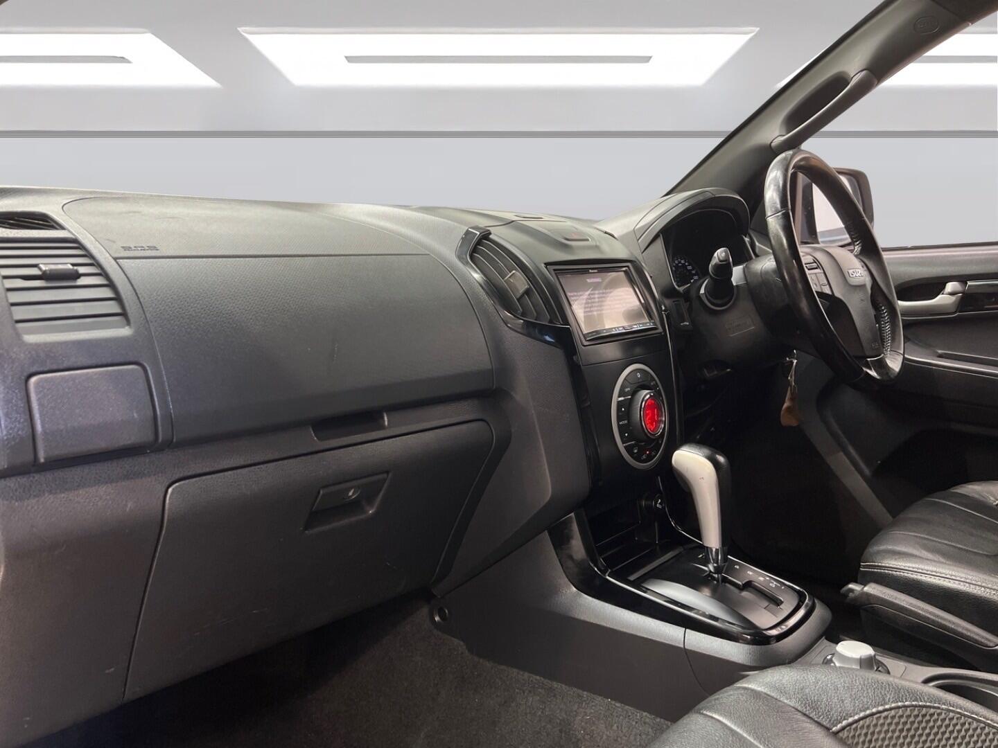 Used Isuzu D-Max 2016 for sale - 76137766: Photo 10