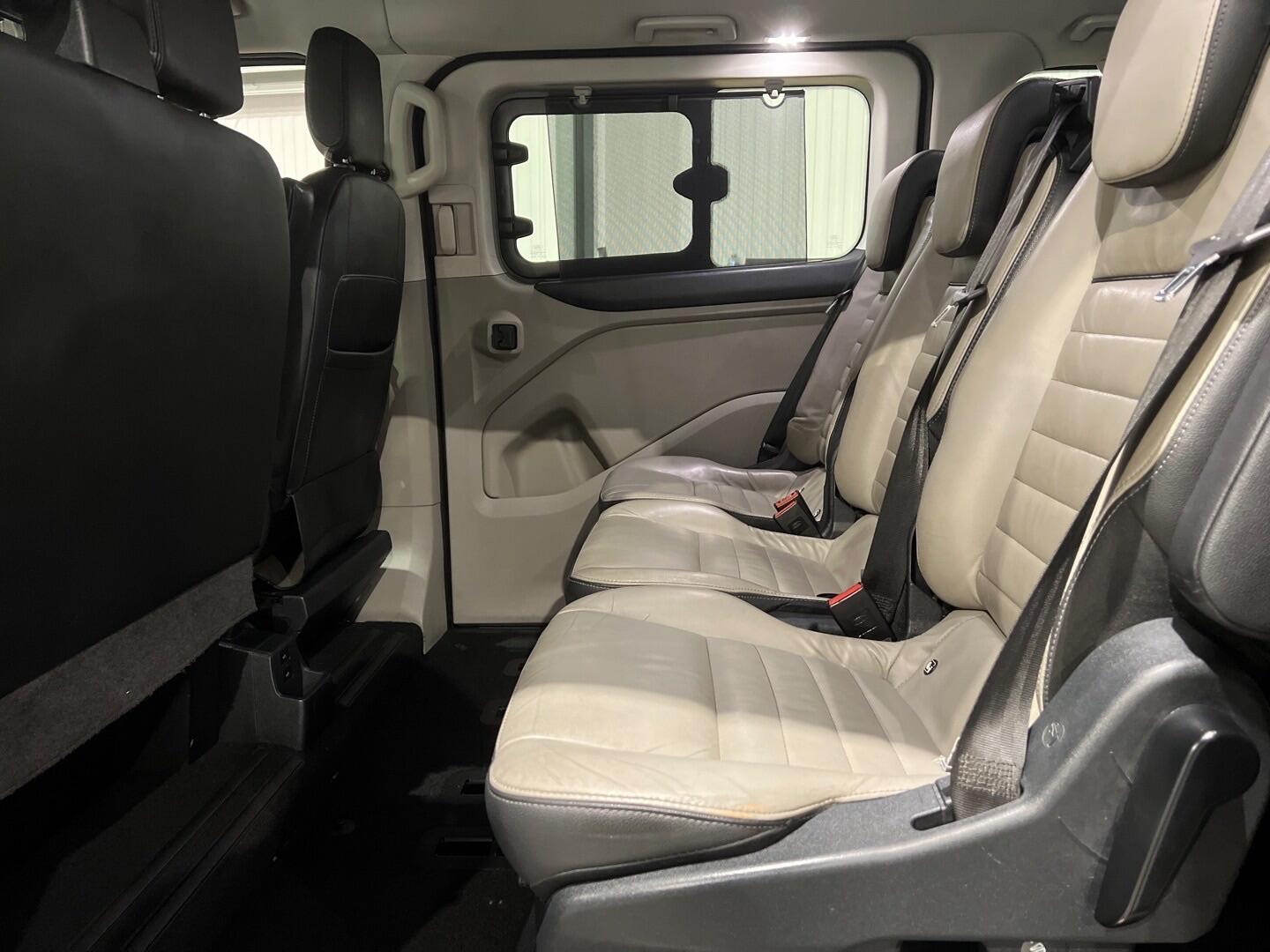 Used Ford Tourneo Custom 2020 for sale - 76771827: Photo 24