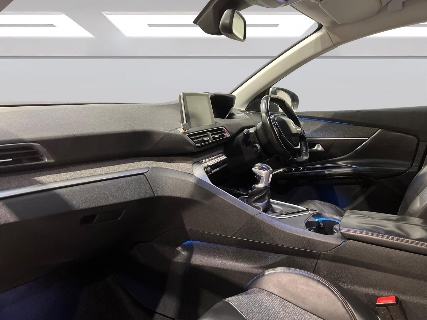 Used Peugeot 3008 2018 for sale - 76398373: Photo 10