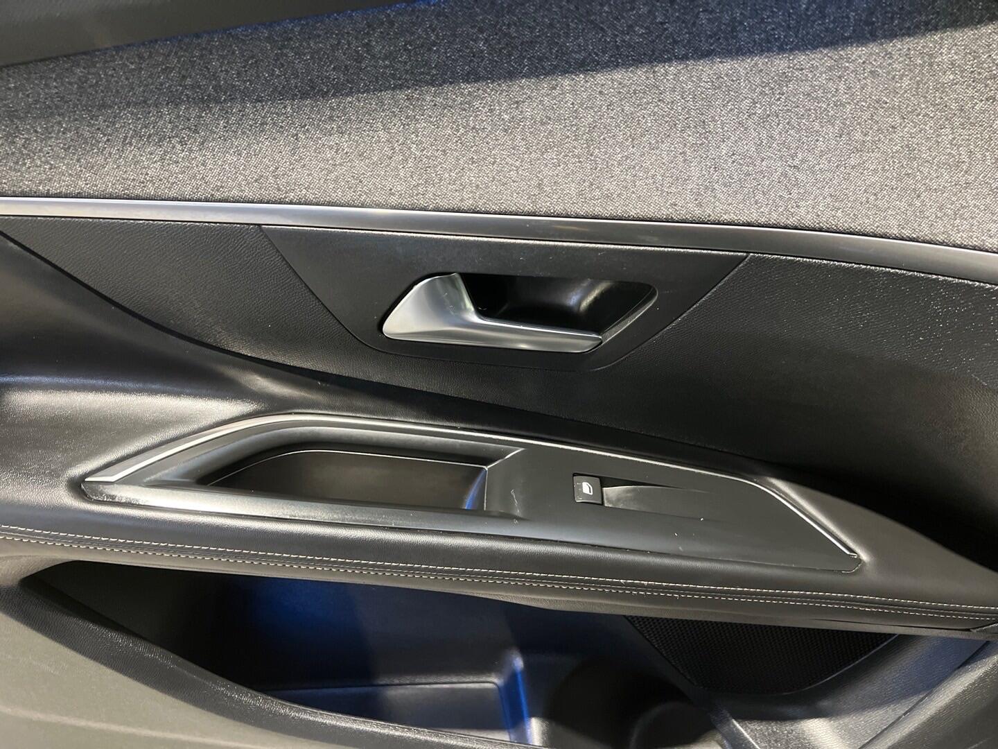 Used Peugeot 3008 2018 for sale - 76398373: Photo 27