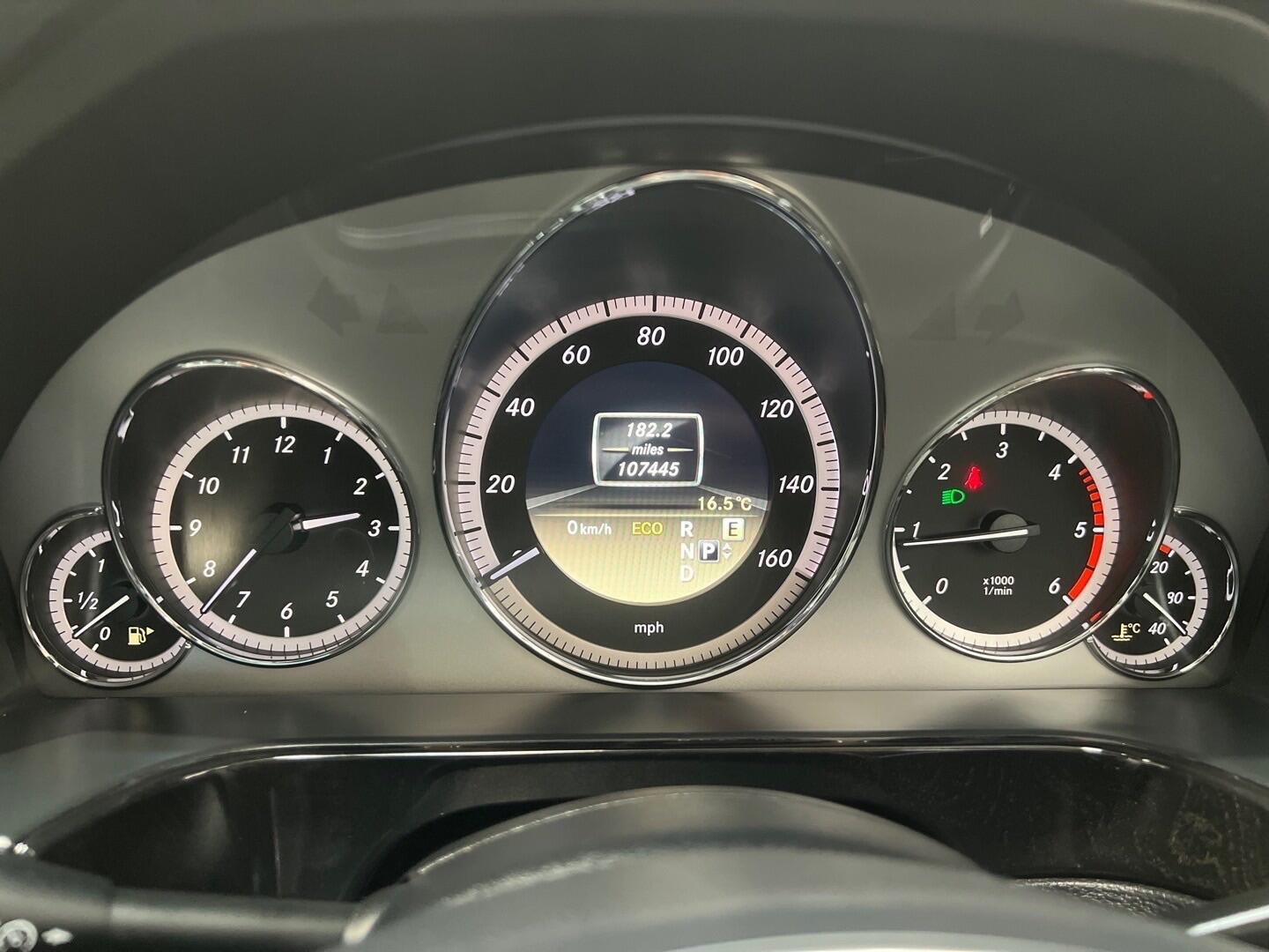 Used Mercedes-Benz E Class 2012 for sale - 76349794: Photo 25