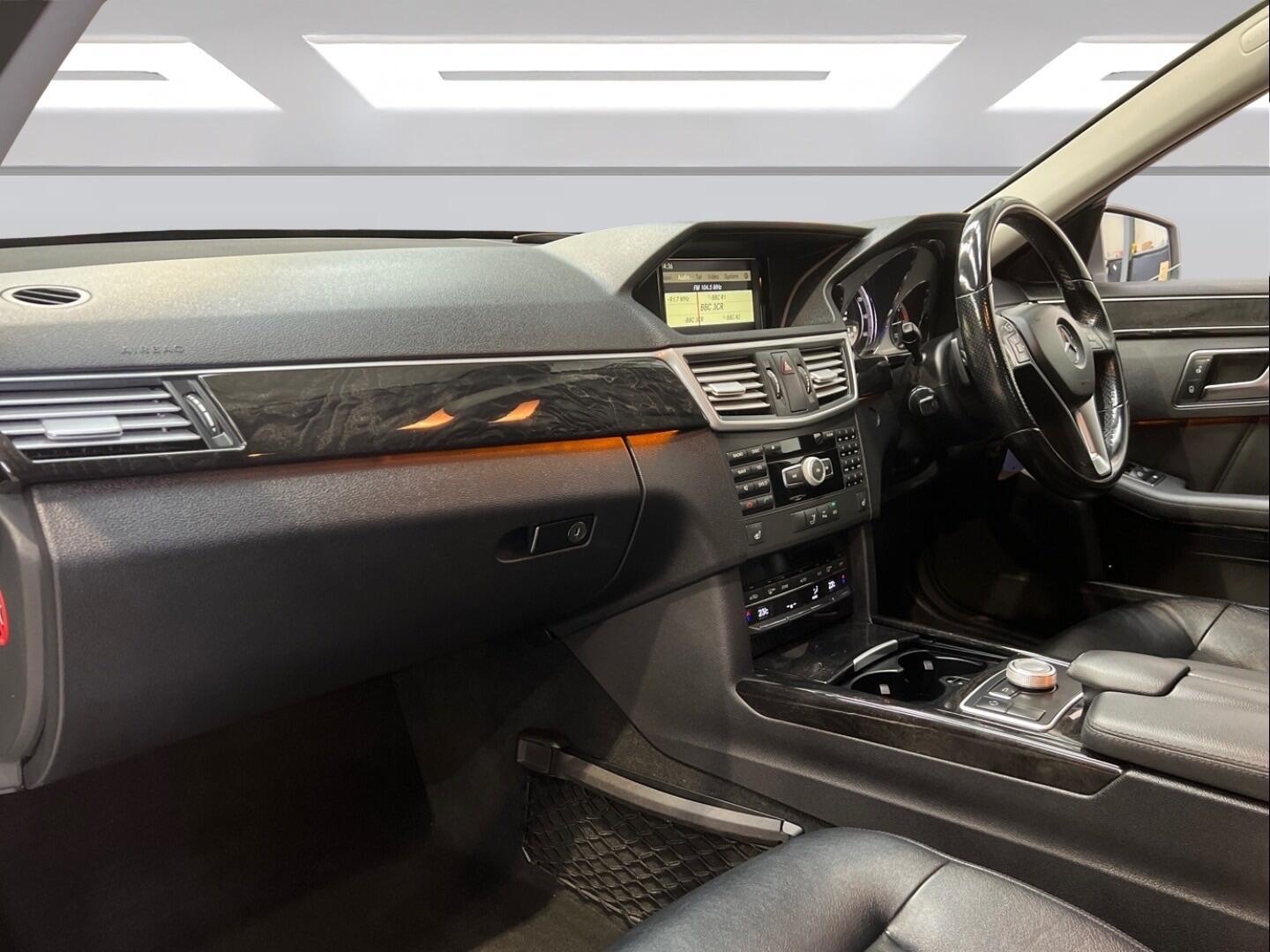 Used Mercedes-Benz E Class 2012 for sale - 76349794: Photo 9