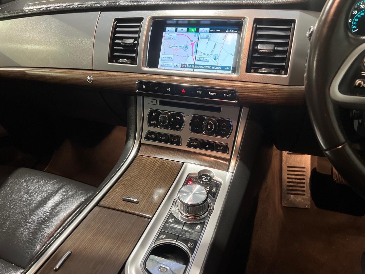 Used Jaguar XF 2013 for sale - 76953306: Photo 29