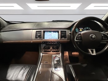 Used Jaguar XF 2013 for sale - 76953306: Photo