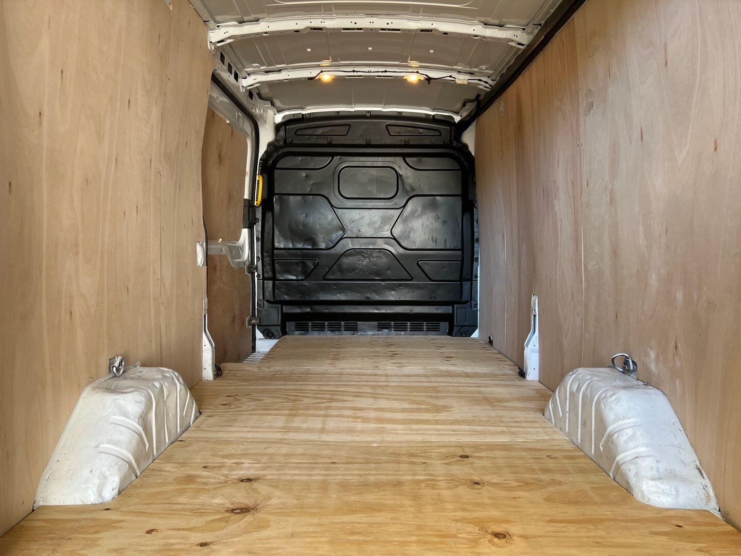 Used Ford Transit 2018 for sale - 78170598: Photo 4