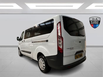 Used Ford Tourneo Custom 2017 for sale - 77939735: Photo