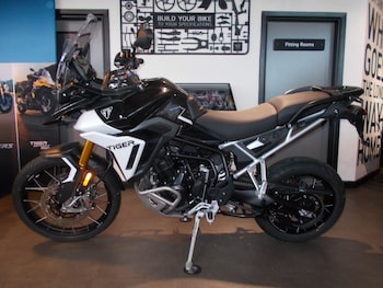 Used Triumph TIGER 900 RALLY PRO undefined for sale - bike-76963060: Photo