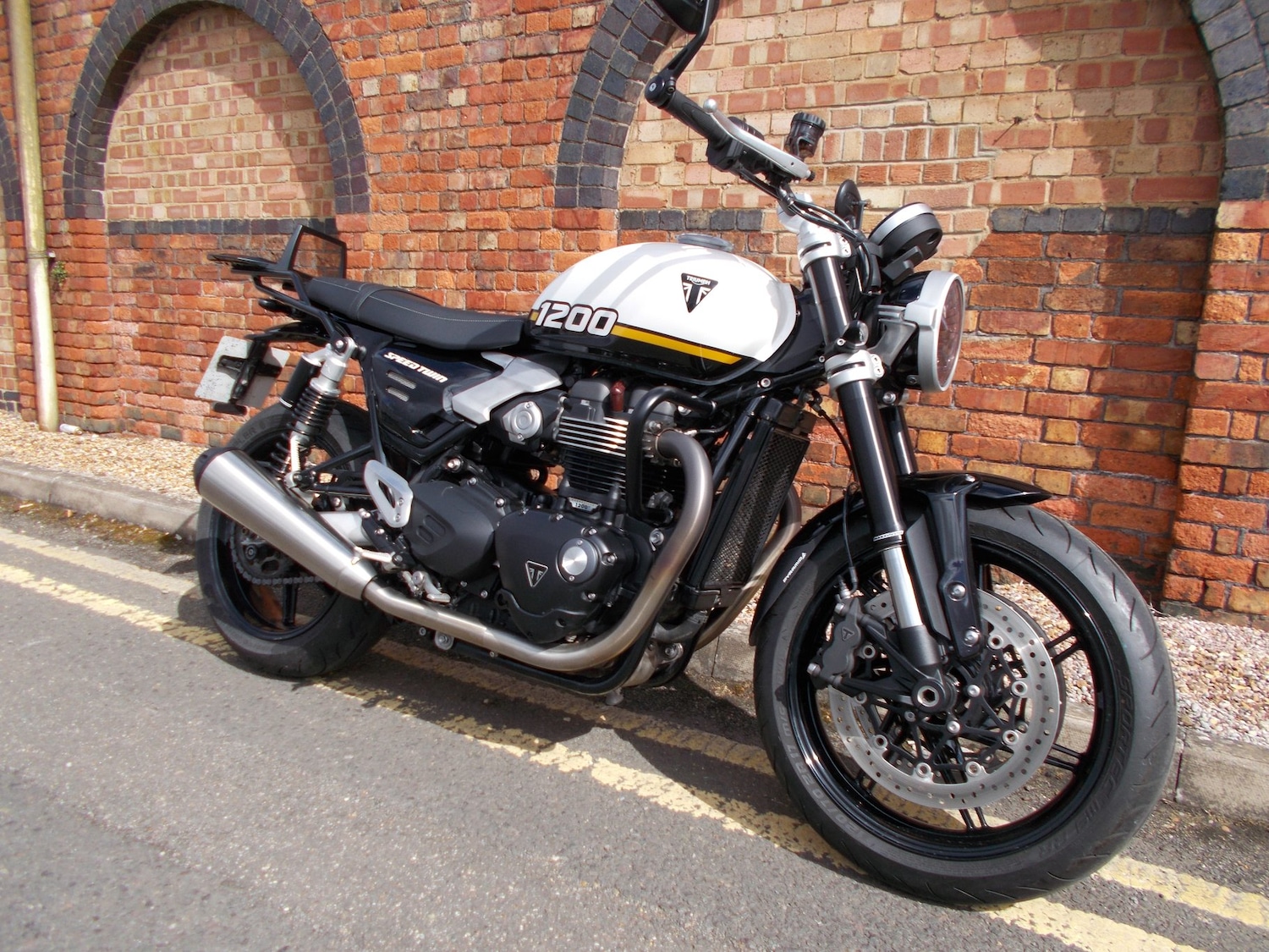 Used Triumph SPEED TWIN 1200 2025 for sale - 78673878: Photo 3