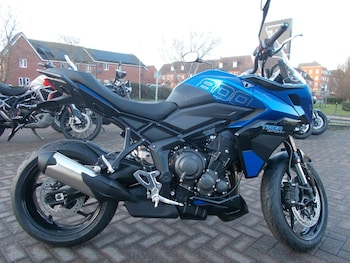 Used Triumph TIGER SPORT 800 undefined for sale - bike-77189191: Photo