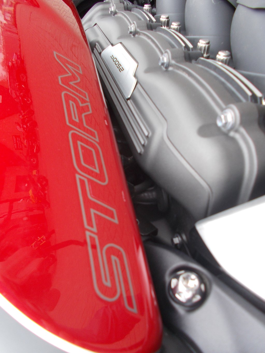 Triumph ROCKET 3 STORM GT