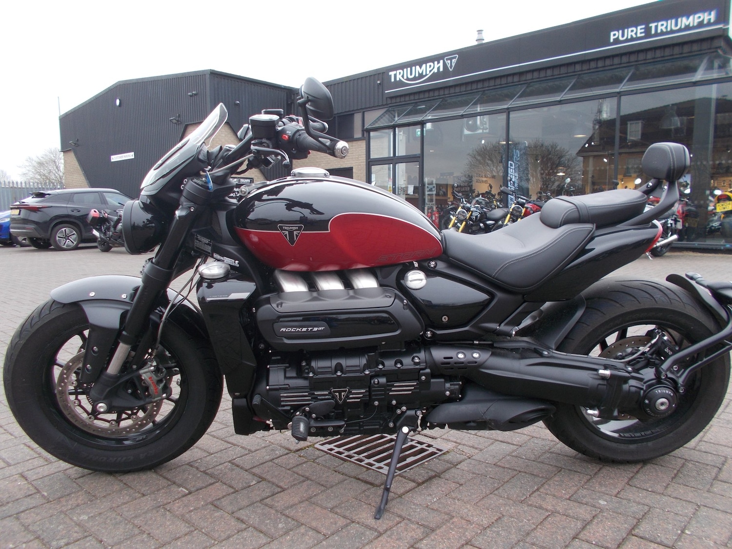 Triumph ROCKET 3 STORM GT