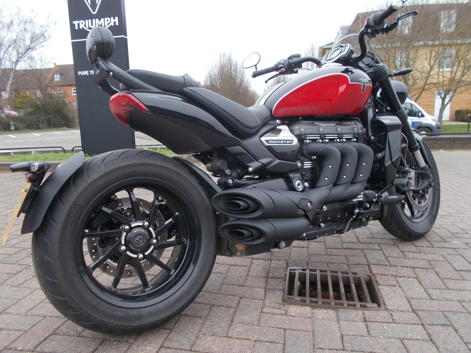 Triumph ROCKET 3 STORM GT