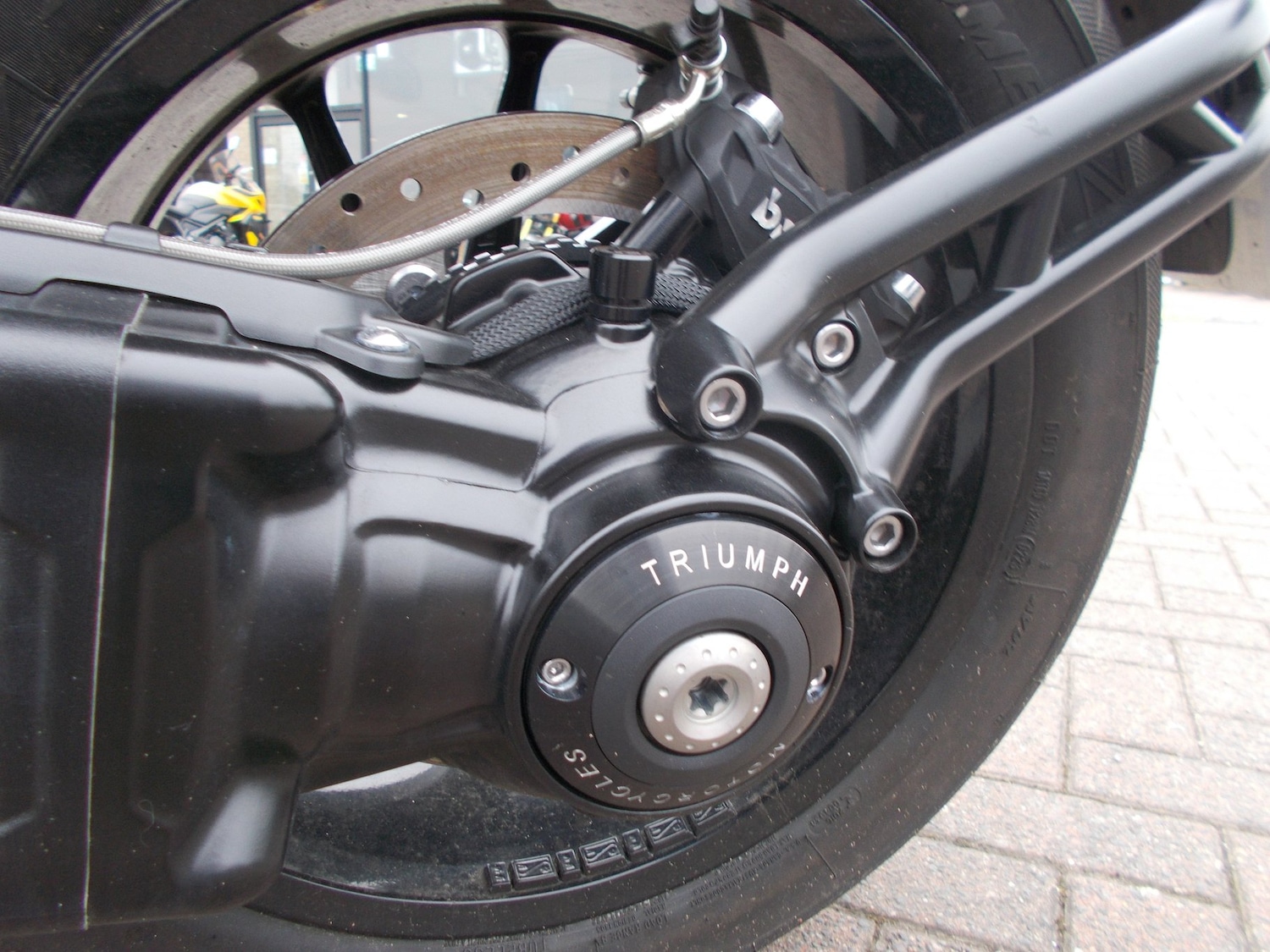 Triumph ROCKET 3 STORM GT