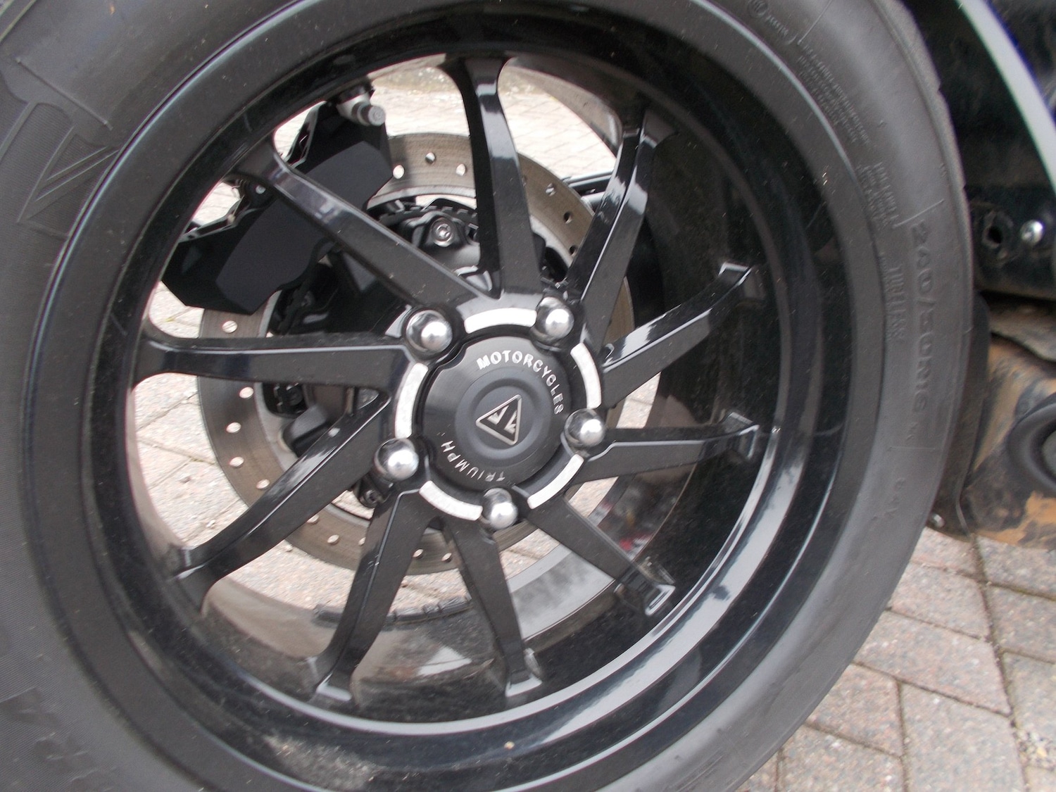 Triumph ROCKET 3 STORM GT