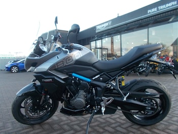 Used Triumph TIGER SPORT 800 undefined for sale - bike-77189188: Photo