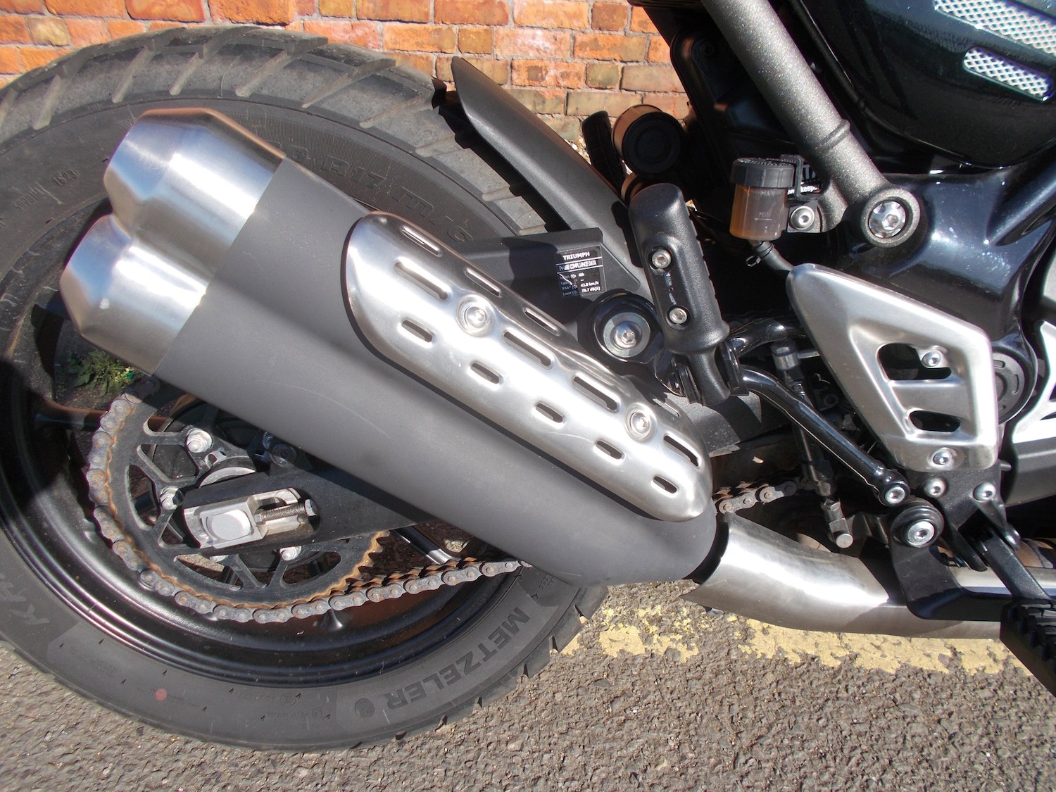 Triumph SCRAMBLER 400 X