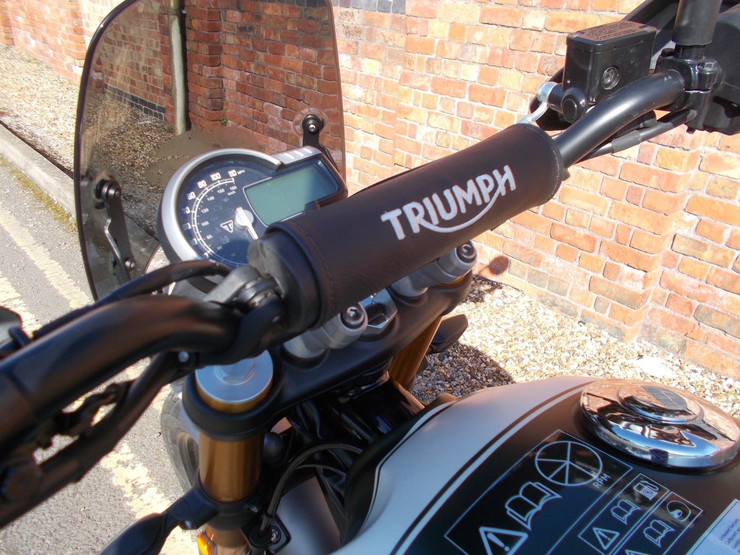 Triumph SCRAMBLER 400 X