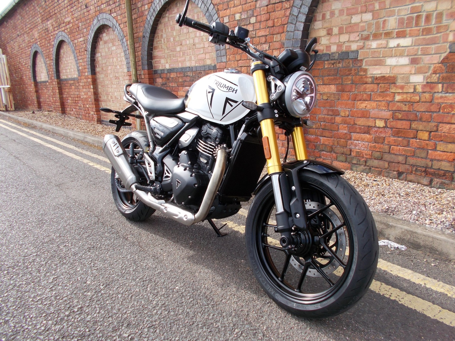Used Triumph SPEED 400 for sale - 78673870: Photo 2
