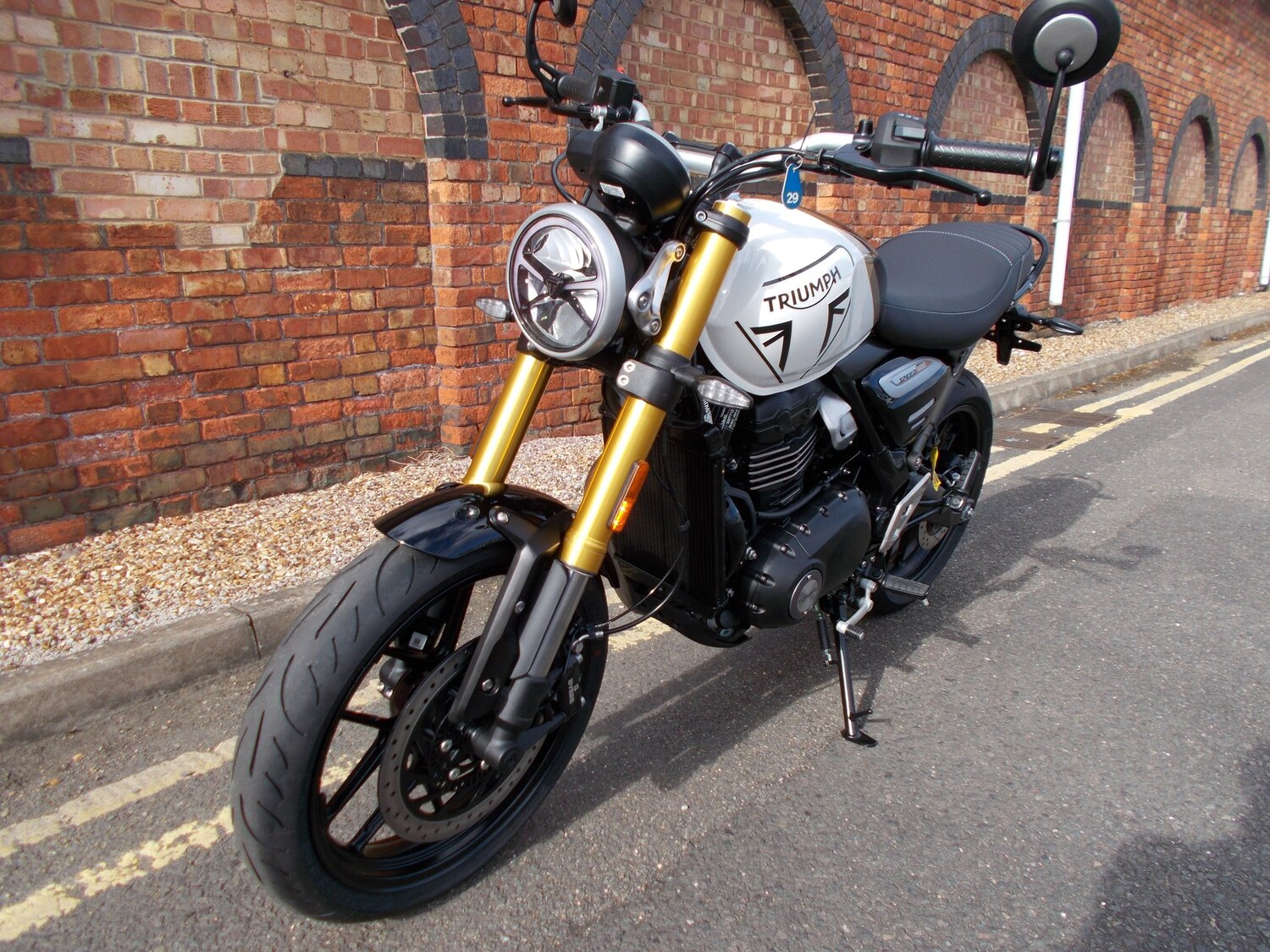 Used Triumph SPEED 400 for sale - 78673870: Photo 3